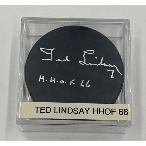 Ted Lindsay Signed Hockey Puck HHOF 66 Inscribed With Display Case - Picture 1 of 3